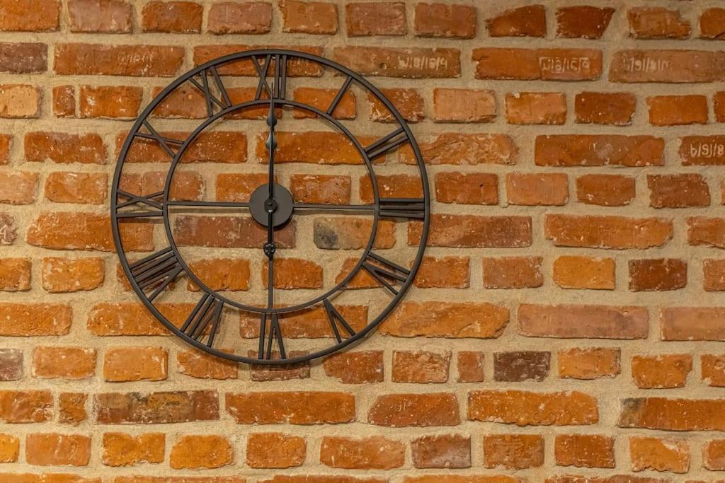 Kotlarska Snug Escape Apartment Wroclaw Ngoại thất bức ảnh
